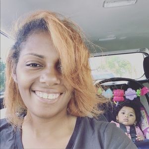 Meet your Posher, Monee